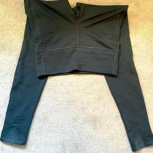 Athleta Hunter green leggings